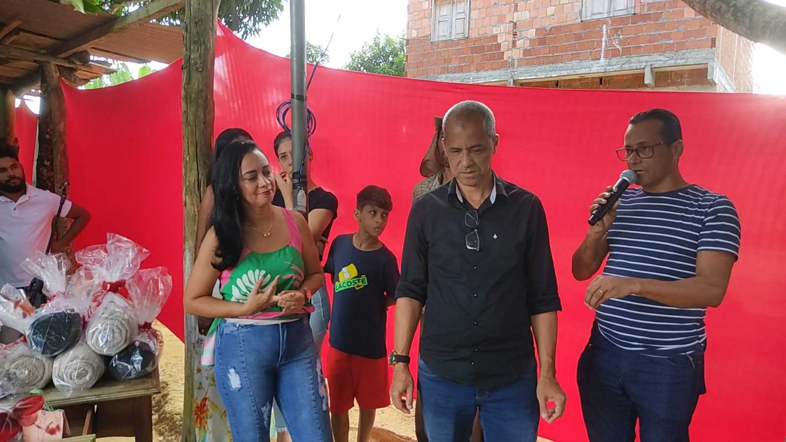 Camacã: Prefeitura homenageia as Mães da Portelinha I através do Projeto Brechó Solidário




